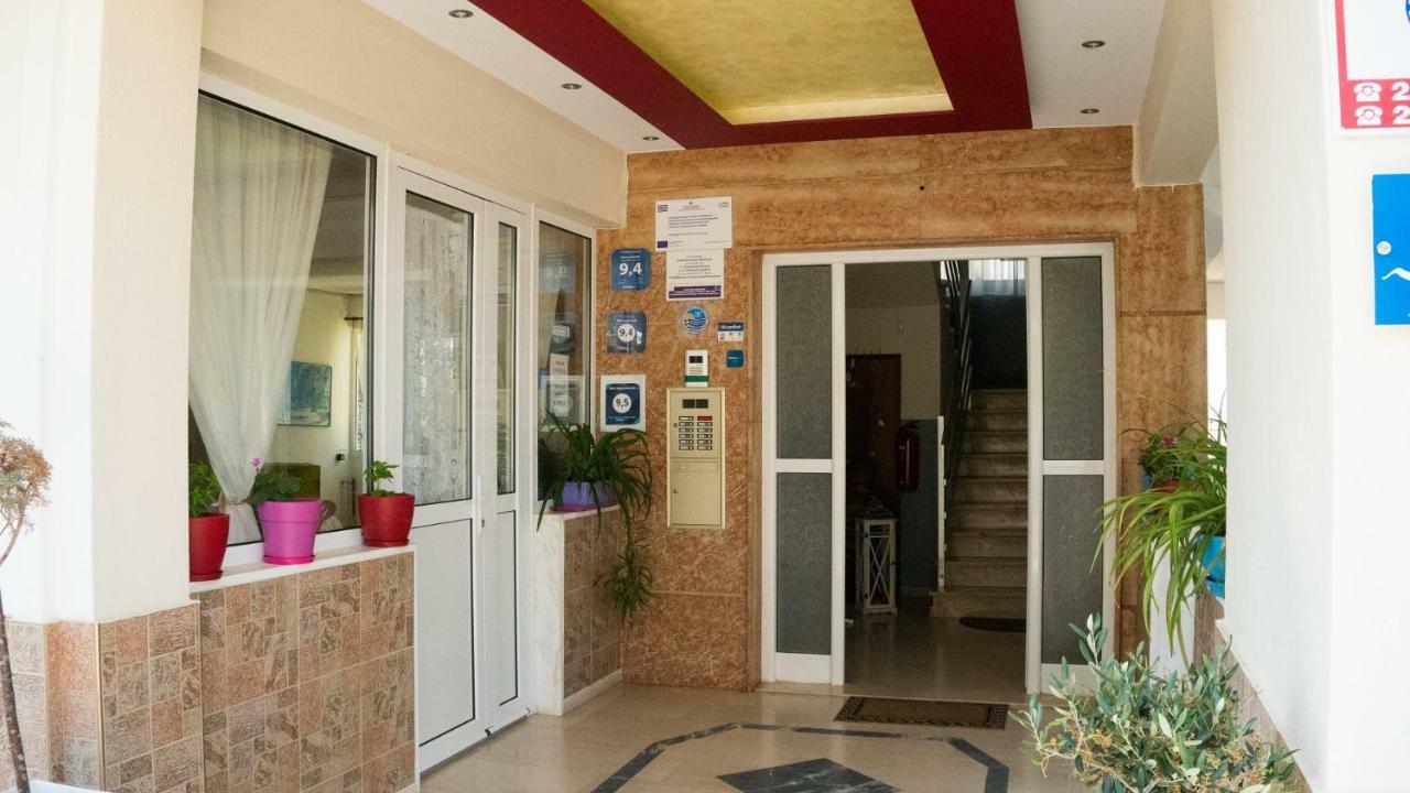 Niki Apartments Paralia Dionisiou Exterior foto